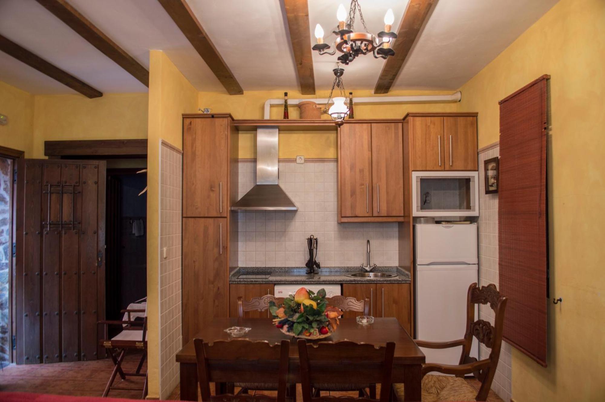 Apartamentos Rurales Alvado Tamajon 외부 사진