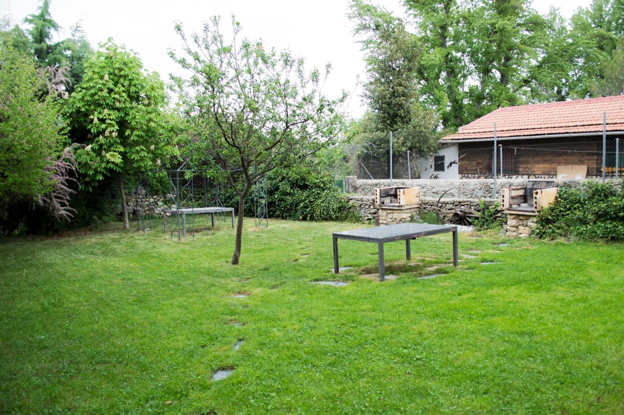 Apartamentos Rurales Alvado Tamajon 외부 사진